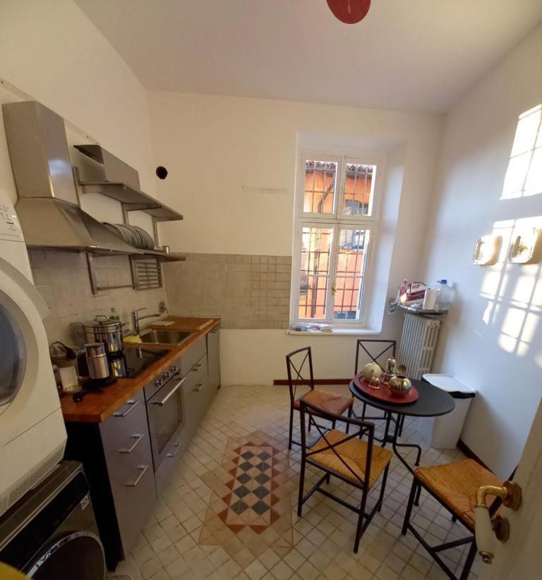 Palazzo Sismonda Bed & Breakfast Corneliano d'Alba Bilik gambar