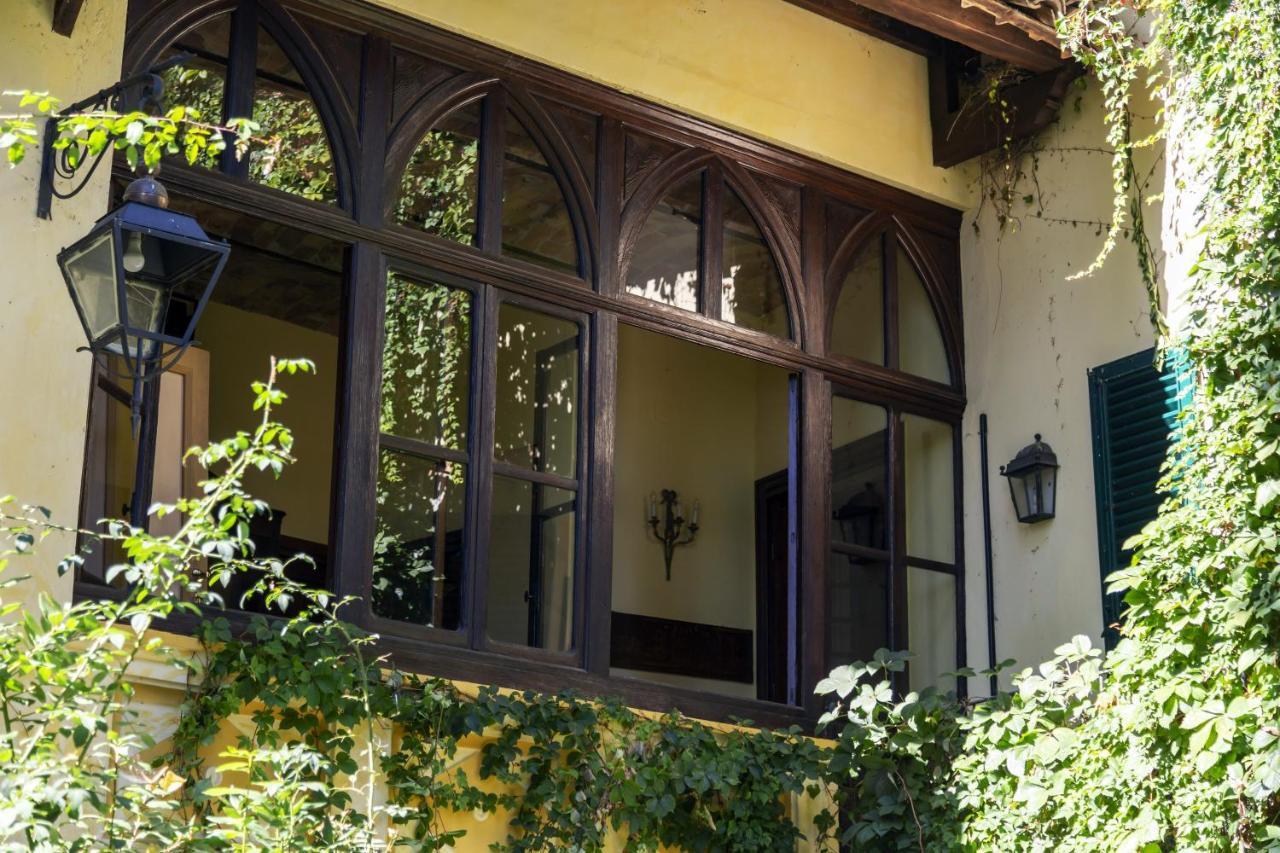 Palazzo Sismonda Bed & Breakfast Corneliano d'Alba Luaran gambar