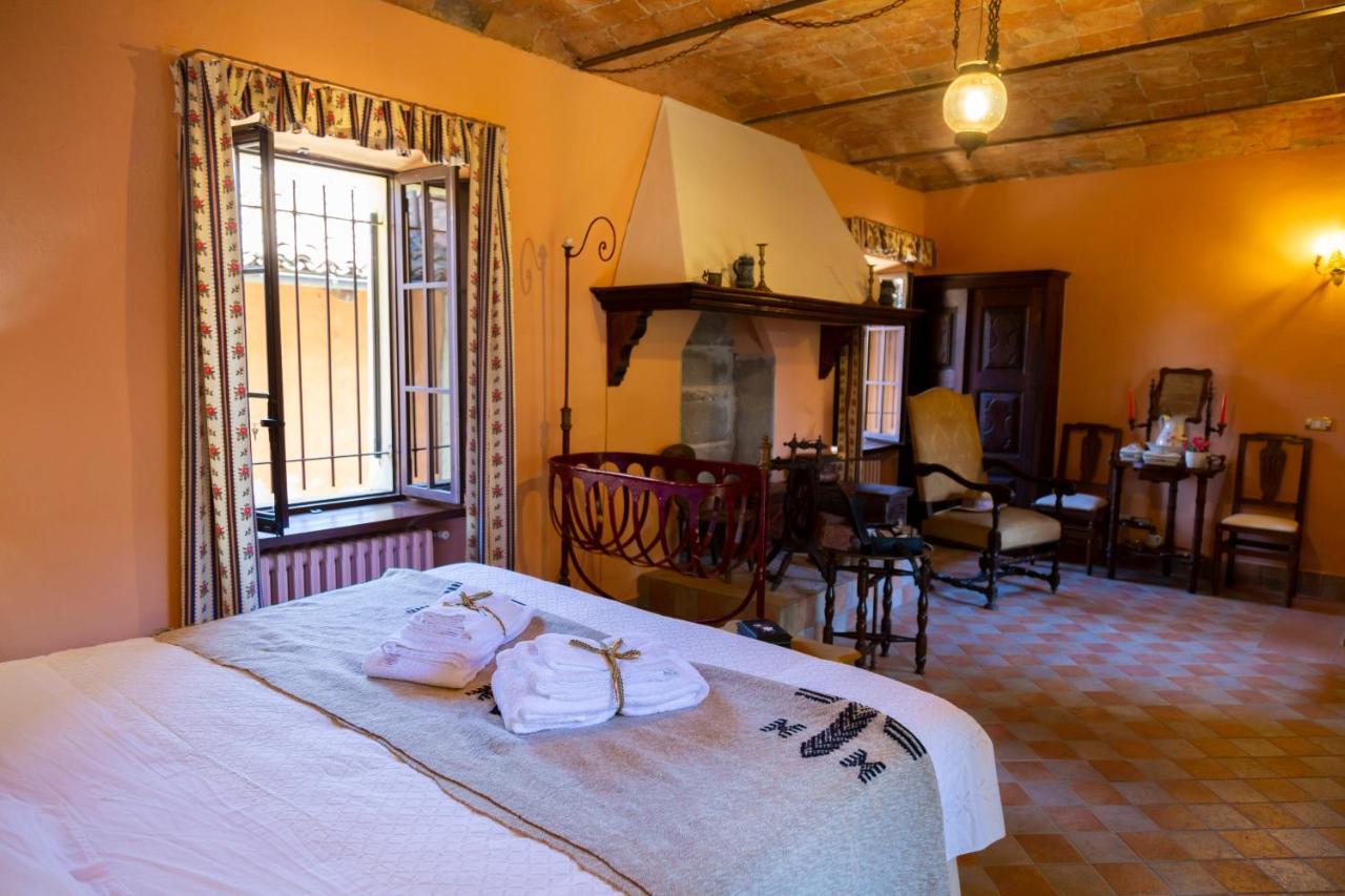 Palazzo Sismonda Bed & Breakfast Corneliano d'Alba Luaran gambar
