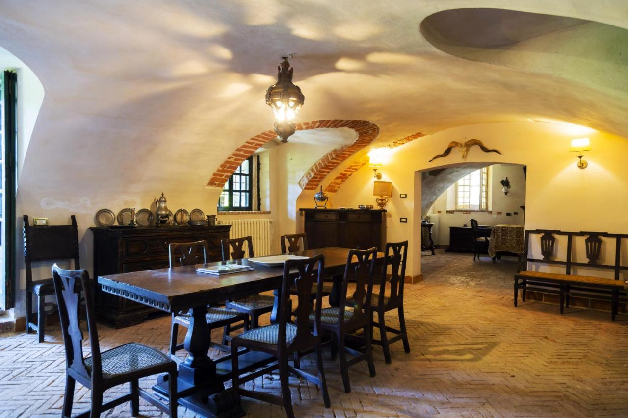 Palazzo Sismonda Bed & Breakfast Corneliano d'Alba Luaran gambar