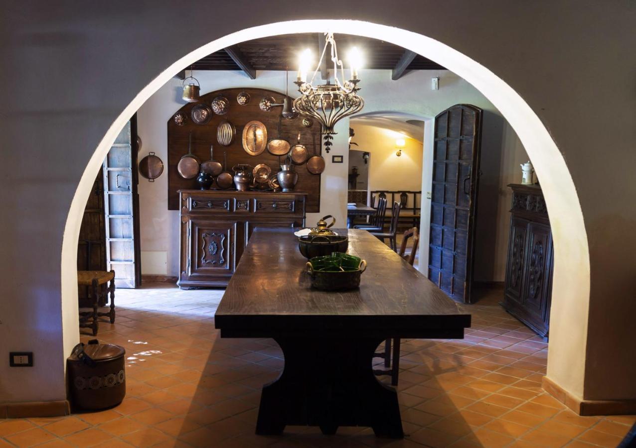 Palazzo Sismonda Bed & Breakfast Corneliano d'Alba Luaran gambar